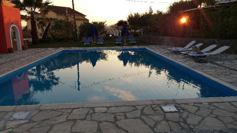 Готель Elite Corfu - Adults Friendly Limni  Екстер'єр фото
